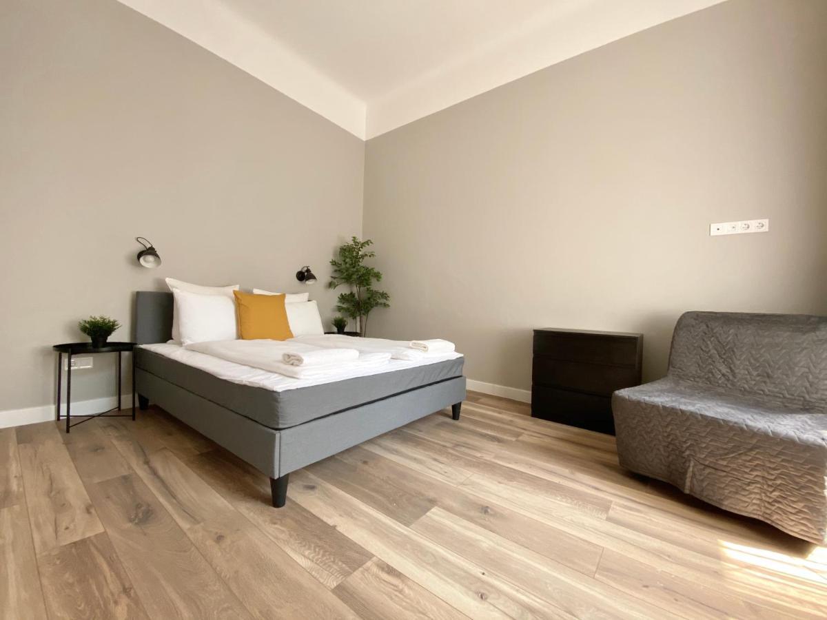 Standard Apartment By Hi5 - 2 Bedroom Suite In The Center Budapest Eksteriør bilde
